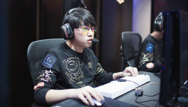 现实实在在 现实实在在