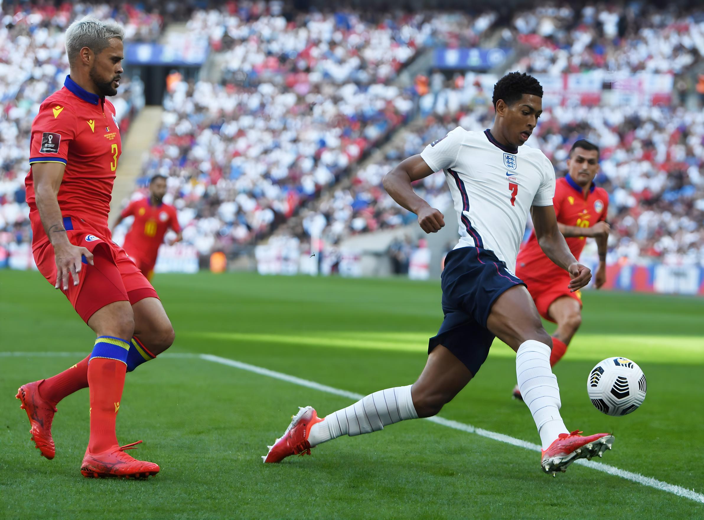 他的表现让 他的表现让