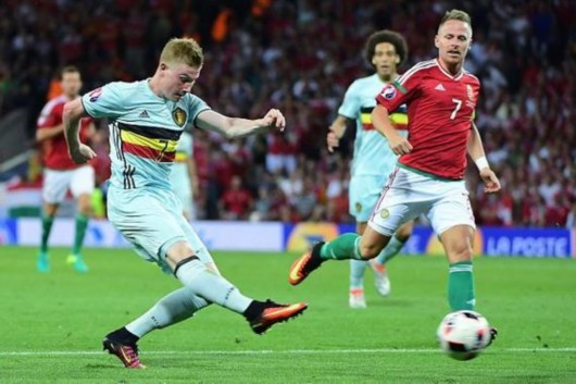 奖杯自然不 奖杯自然不